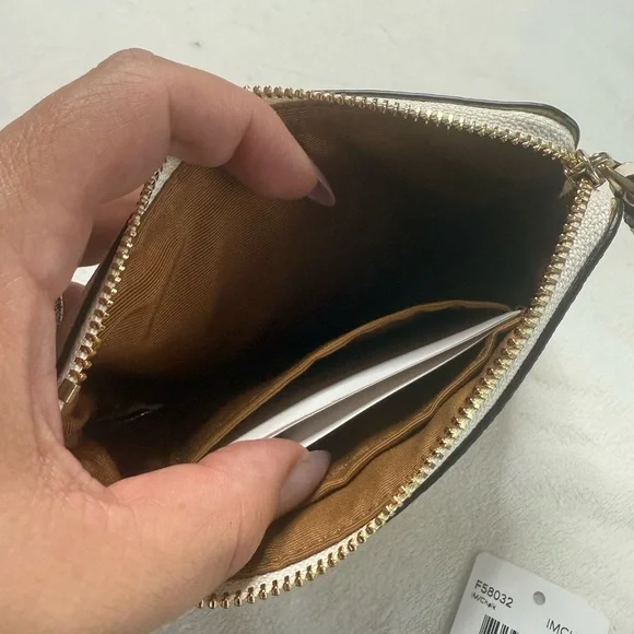 Coach Ivory Leather Wristlet - Picture 4 of 8